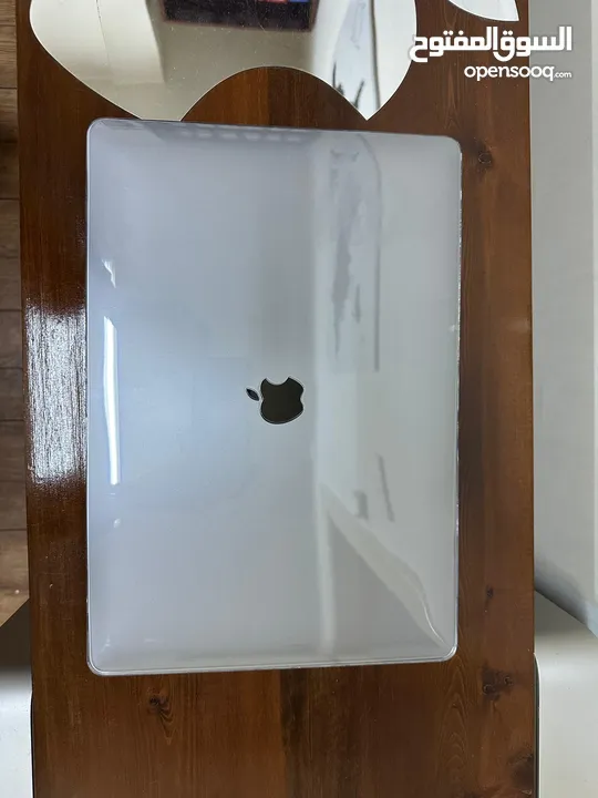 mac book pro 16 ماك بوك للمحترفين