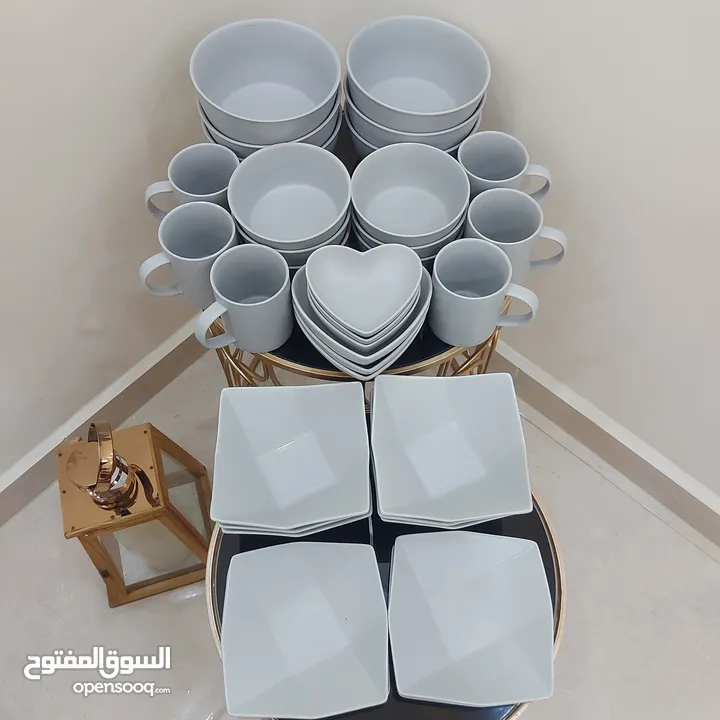 طقم صحون وزبادي وكاسات