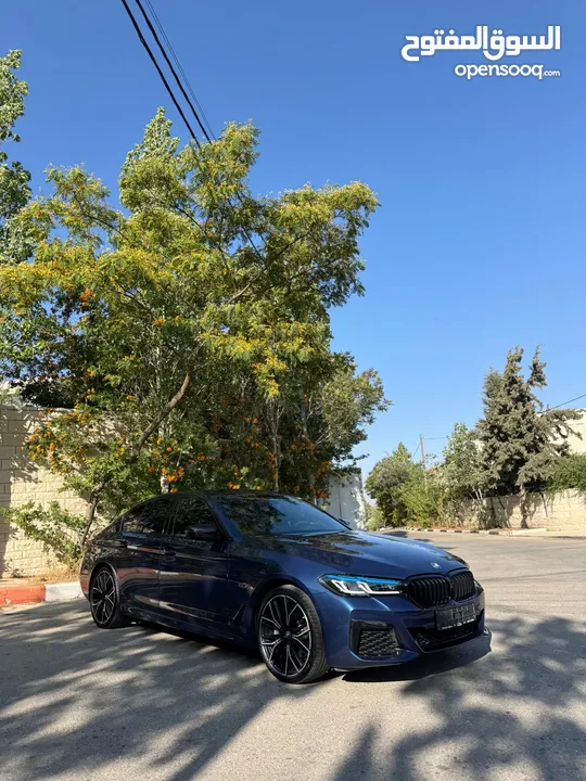 bmw 530e xdrive  Black Edition