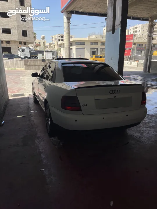 اودي A4. S4 1996 للبيع فقطط