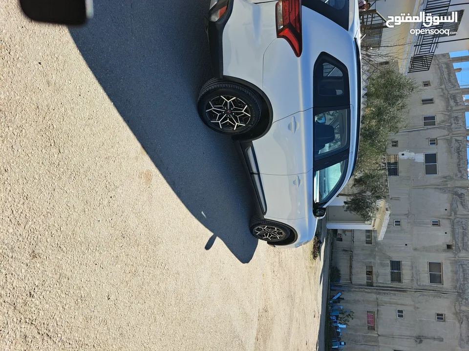 متسوبيشي اوتلاندر