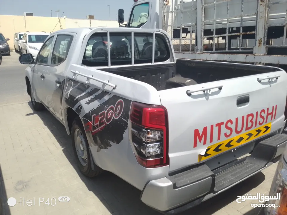 Mitsubishi pick-up 2019 model excellent condition