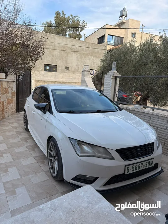 سيات ليون 2015 ترخيص تأمين لشهر 8