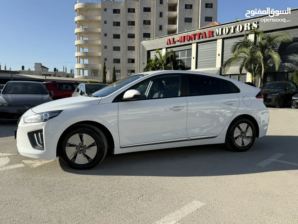 هونداي ايونك ترخيص 2022 محرك 1600 هايبرد جير أوتوماتيك 141 حصان