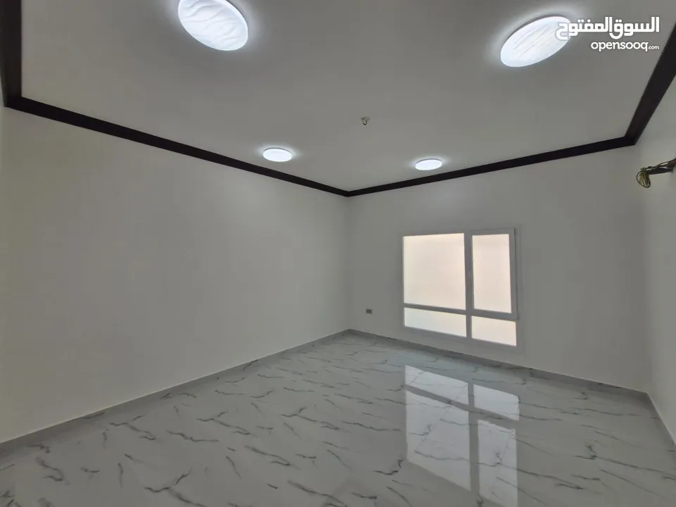 15 BR Commercial Use Villa for Rent – Mawaleh