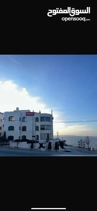 فيلا للبيع مطلة على شارعين (عمارة )