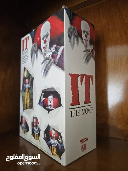 IT Pennywise 1990 Figure (NECA)
