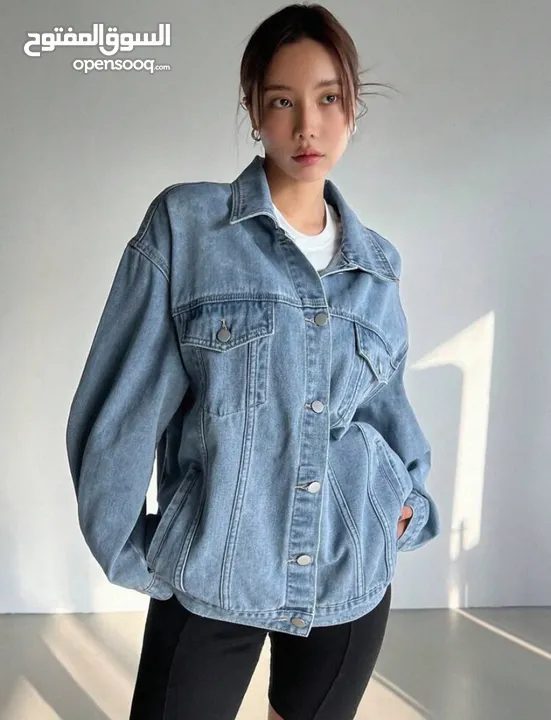 جاكيت جينز Denim jacket   ازرق فاتح غير مستعمل أبدا و عليه الليبل