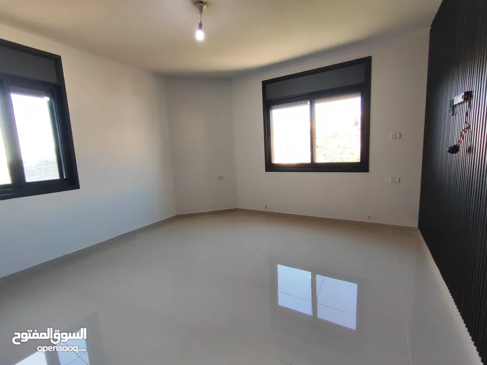 دوبلكس جديد غير مفروش للايجار في بطن الهوى