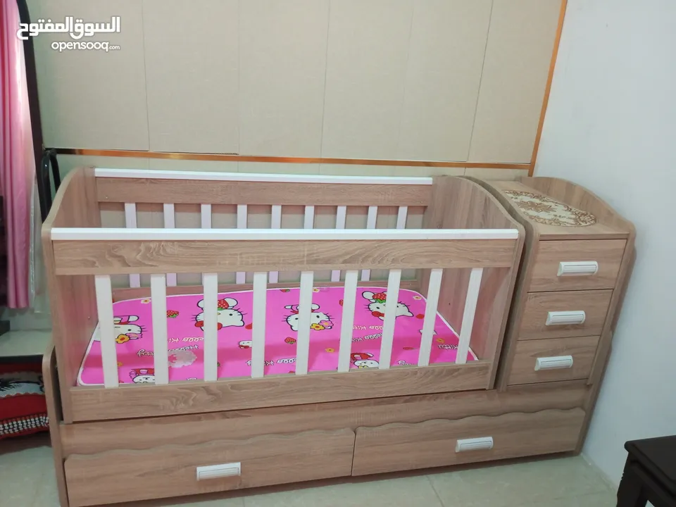 تخت اطفال و بيبي