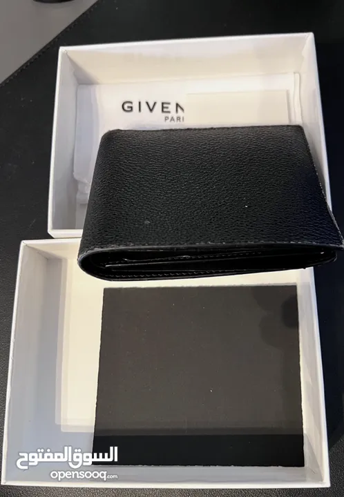 RARE GIVENCHY MONKEY BROTHERS BILLFOLD WALLET