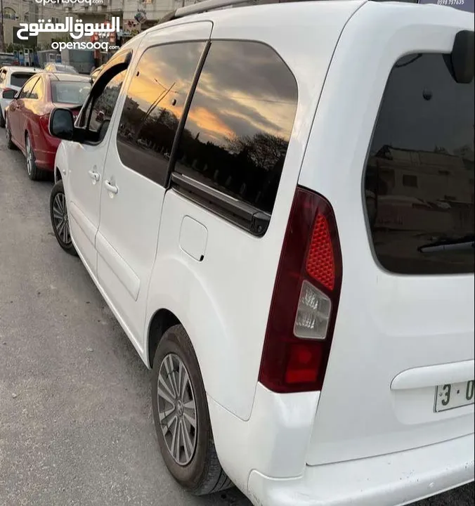للبيع بيجو بارتنر