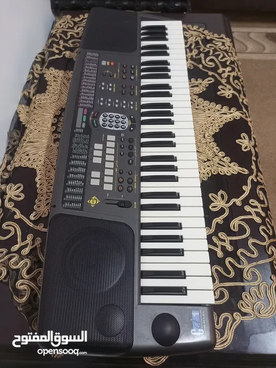اورغ CD1اورتينال شرقي بحاله ممتازه للبيع بسعر 120 قابل للتفاوض بشىء بسيط مع المحول الاصلي