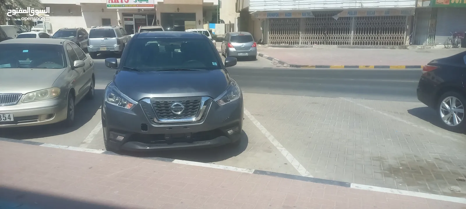 Nissan kicks from Canada 2018 SV 1600cc