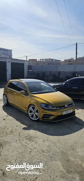 جولف ار لاين  R-line 2018