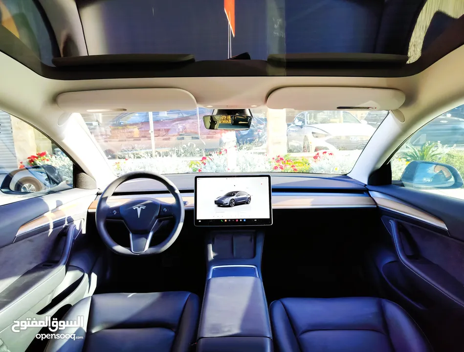 تيسلا 2023 MODEL 3 فحص كامل 4 جـيـد ممشى قليل 20 الف بحالة الوكالة لون فيراني مميز بسعر محرووق ولقطة