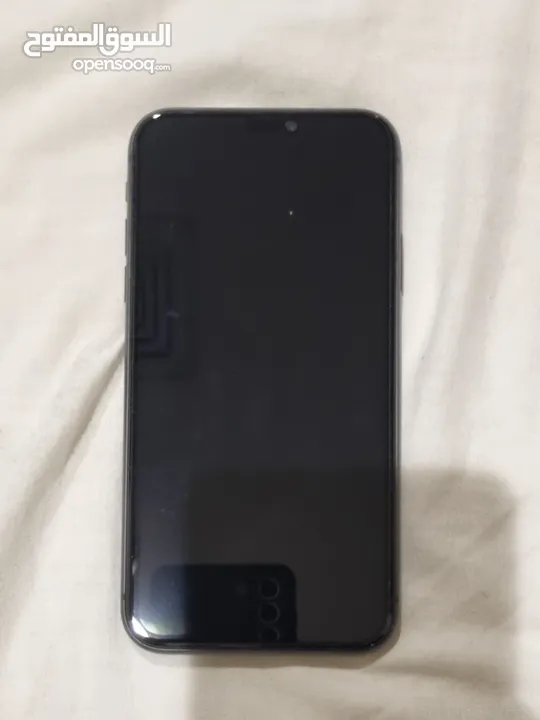 iphone 11  مستعمل