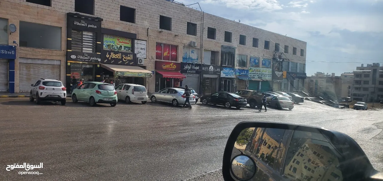 محل تجاري للبيع في منطقة المدينه الرياضيه