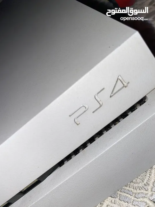 PlayStation 4 super clean بلاي ستيشن 4 كتير نظيفة