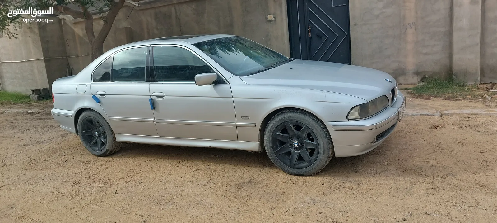 BMW الخامسة 2002