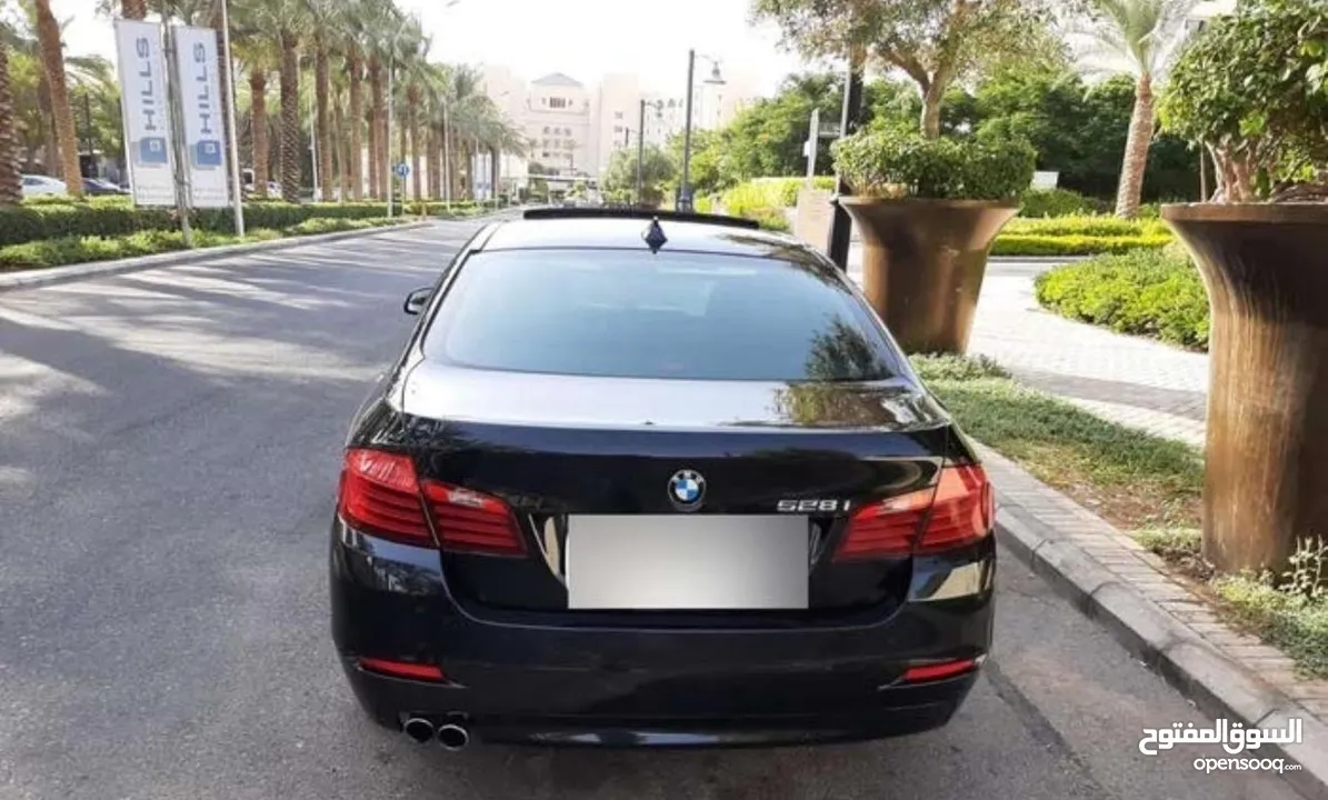BMW 528i Gold Package بحالة ممتازة