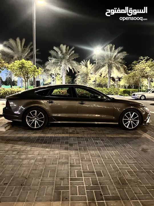2015 Audi A7 2.8L Quattro  Mileage only 91,000km !