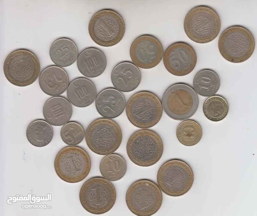 عملات من اكثر من 30 دوله