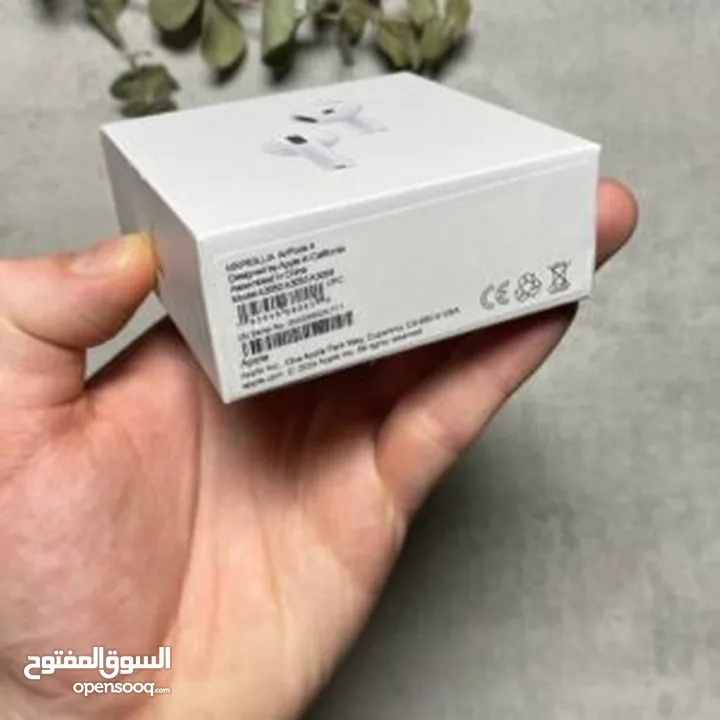 Airpods 4طور من نفسك واسمع تسجيلات. محاضراتك وكتب تطوير الذات او الكورسات اثناء تنقلك، سعر مغري