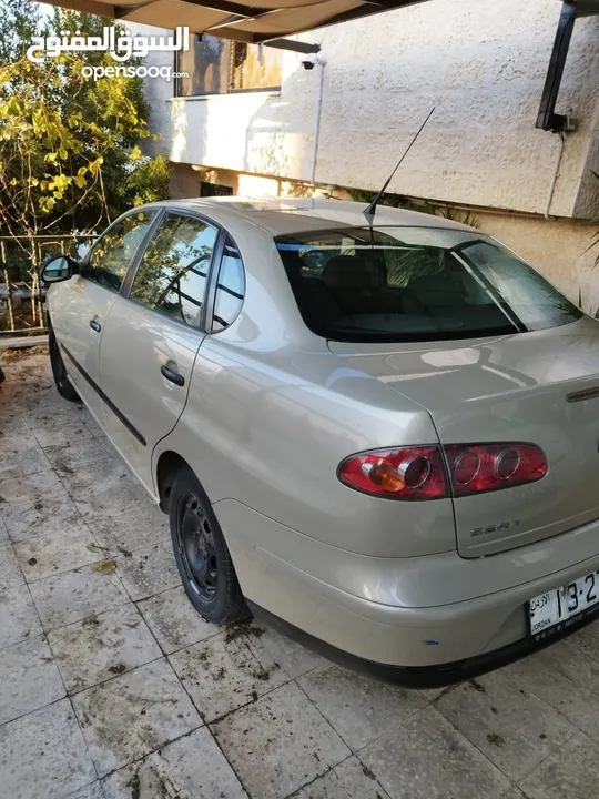 سيات كوردوبا 2005 محرك جديد ( 1400)جير اتوماتيك جديد كمبيوتر جديد السيارة مميزة مالك واحد من الوكالة