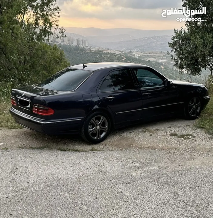 E240 موديل 2002