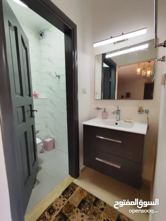 روف مميز للايجار في سطح مرحبا