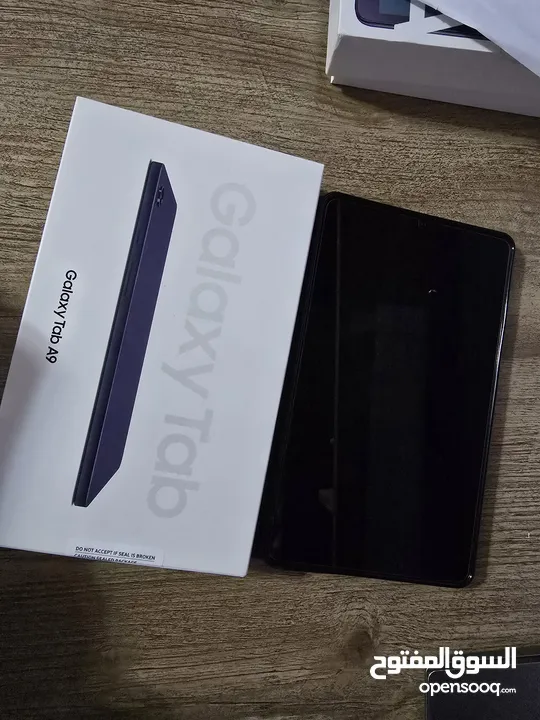 Samsung galaxy A9 8GB- 128 GB