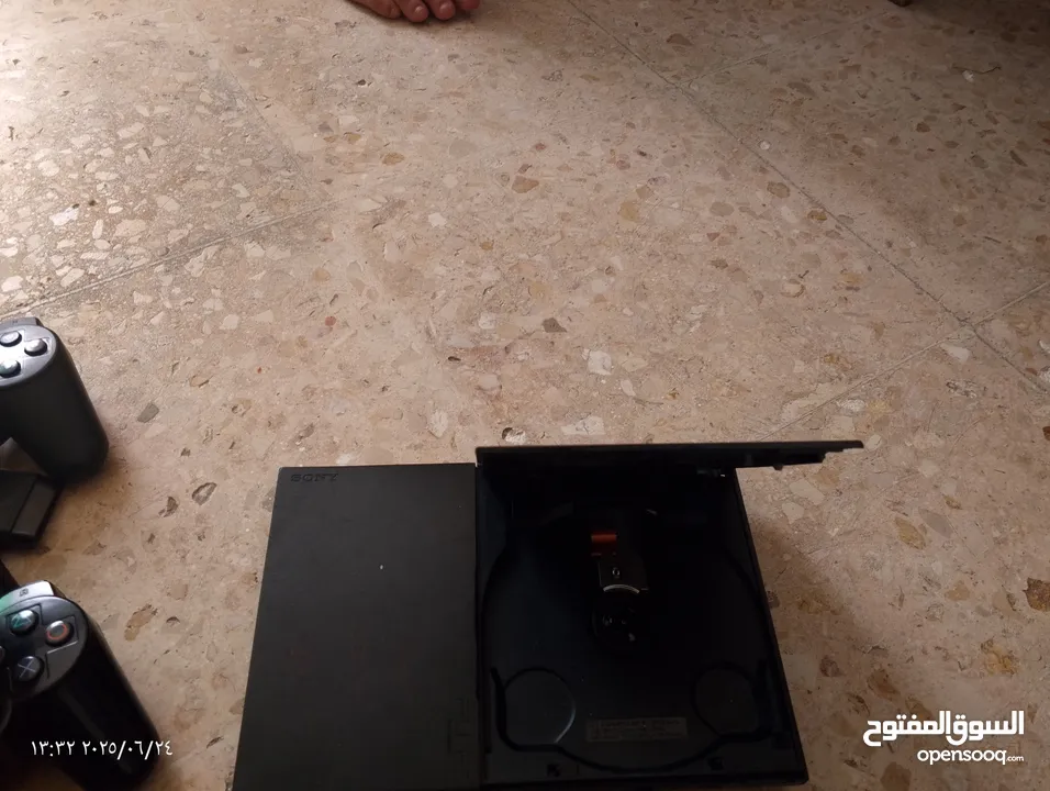 بلاي ستيشن بحاله الوكاله للبيع  قابل للتفاوض