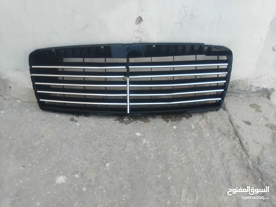 غرفة مارسيدس97 كراسي وبطانات ابواب