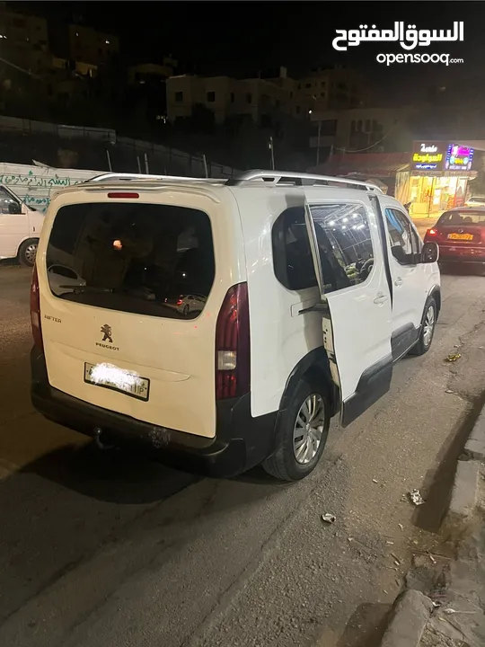 بيجو ريفتر 2021