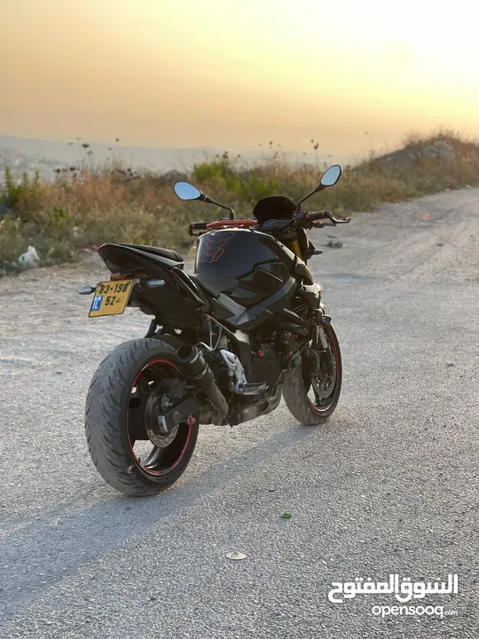 GSX750سوزوكي