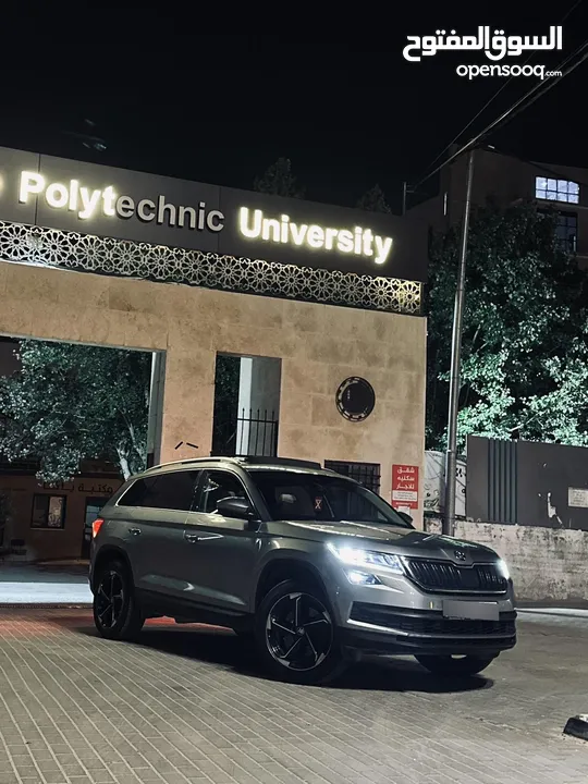 الجيب المميز سكودا كودياك ذو الدفع الرباعي واللون المميز والمواصفات الممتازه والمطلوبه والرائعه