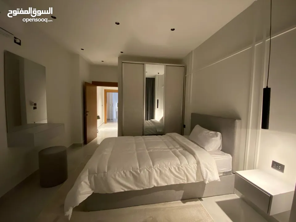 شقة فاخرة مفروشة للإيجار في ارقى مناطق عمان