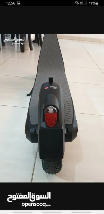 HONOR ELECTRIC SCOOTER