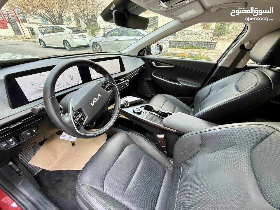 كيا EV 6 2022 فل وجمرك جديد ماشيه 30 الف بسعر مغري كاش واقساط بدفعه 3000 دينار