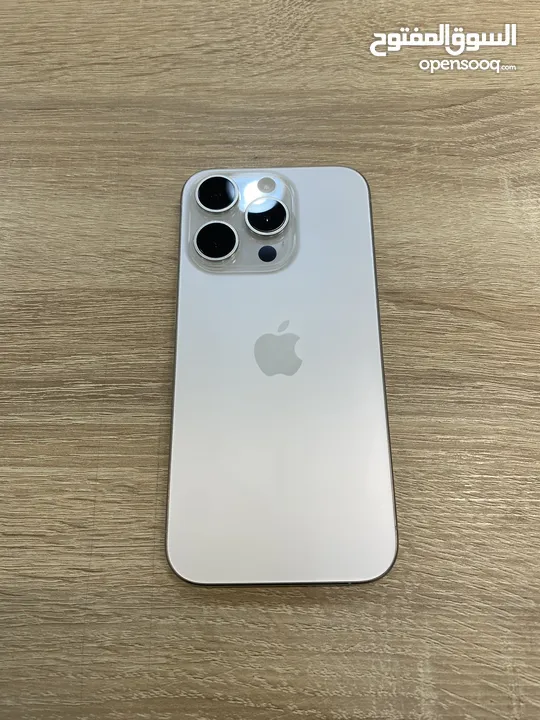 iPhone 15 pro  256gb  كفالة ابل لغاية 13/11/2026  بطارية 100% لون سلفر