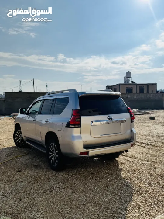 تويتا لاند كلوزر