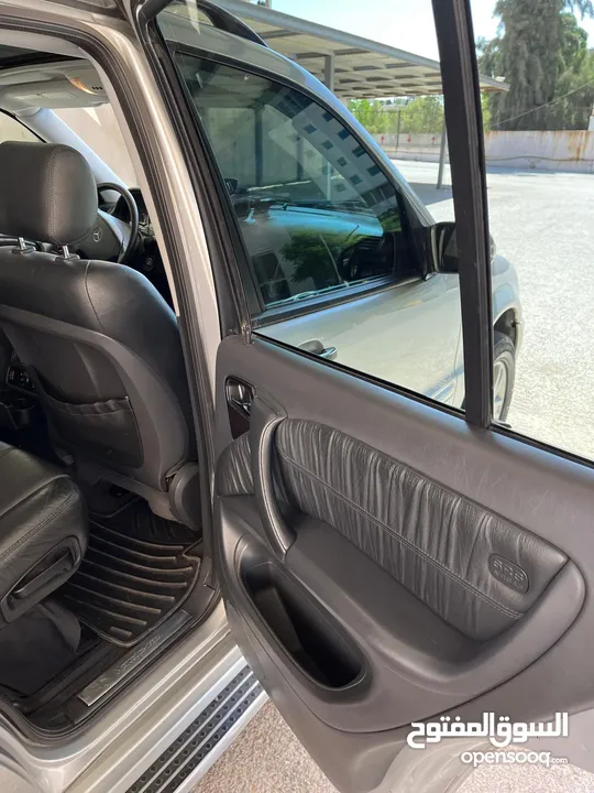 مرسيدس ML 350 موديل 2005 – بحالة ممتازة وعداد 172000 كم فقط ولم تُستخدم كثيرًا