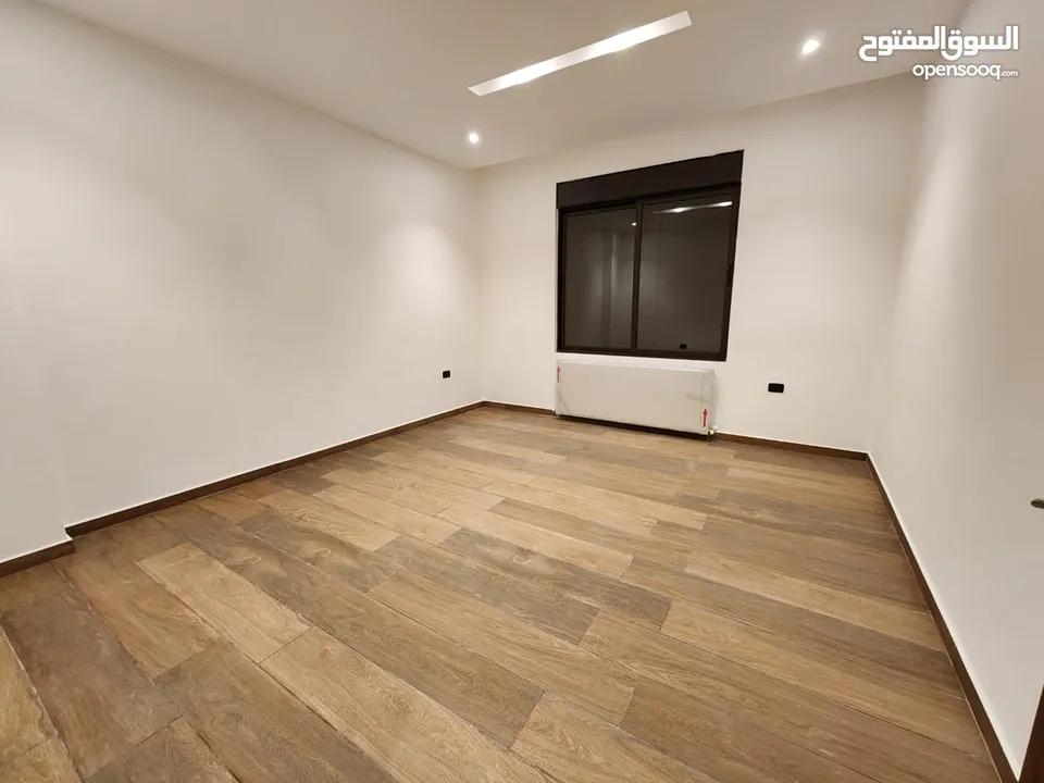 شقة للبيع على طريق المطار ( البنيات ) ref : 14366