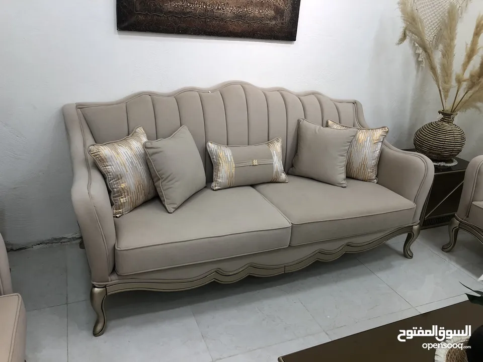 طقم كنب صالون محلي 2 ثلاثية و 2 مفرد، 7 مقاعد أو 8، حفر زان صلون نخب تشطيب عالي الجودة