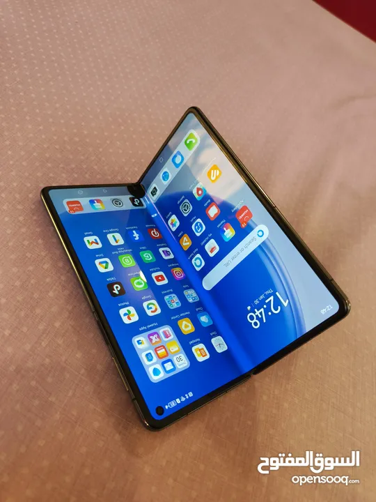 Huawei Mate X 3,    512GB / 12GB