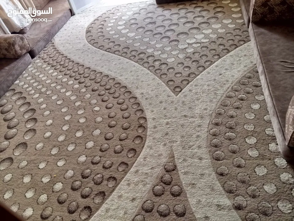 جلسة عربية مع سجادة للبيع