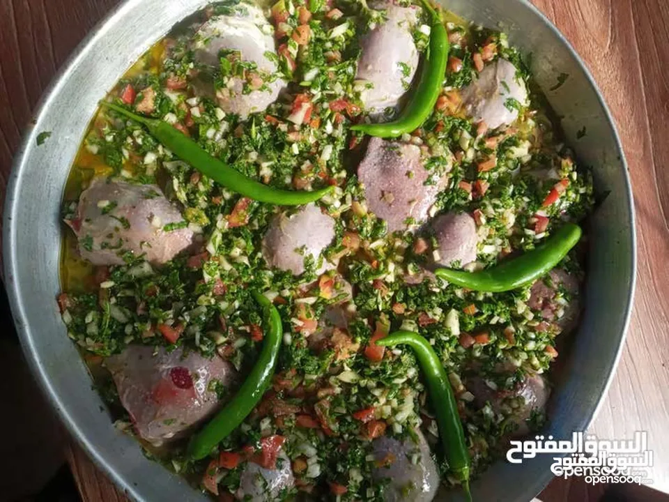 شيف طباخ شرقي وغربي وسلطات ابحث في الفندق عن عمل خبره في الاكل العربي والسلطات