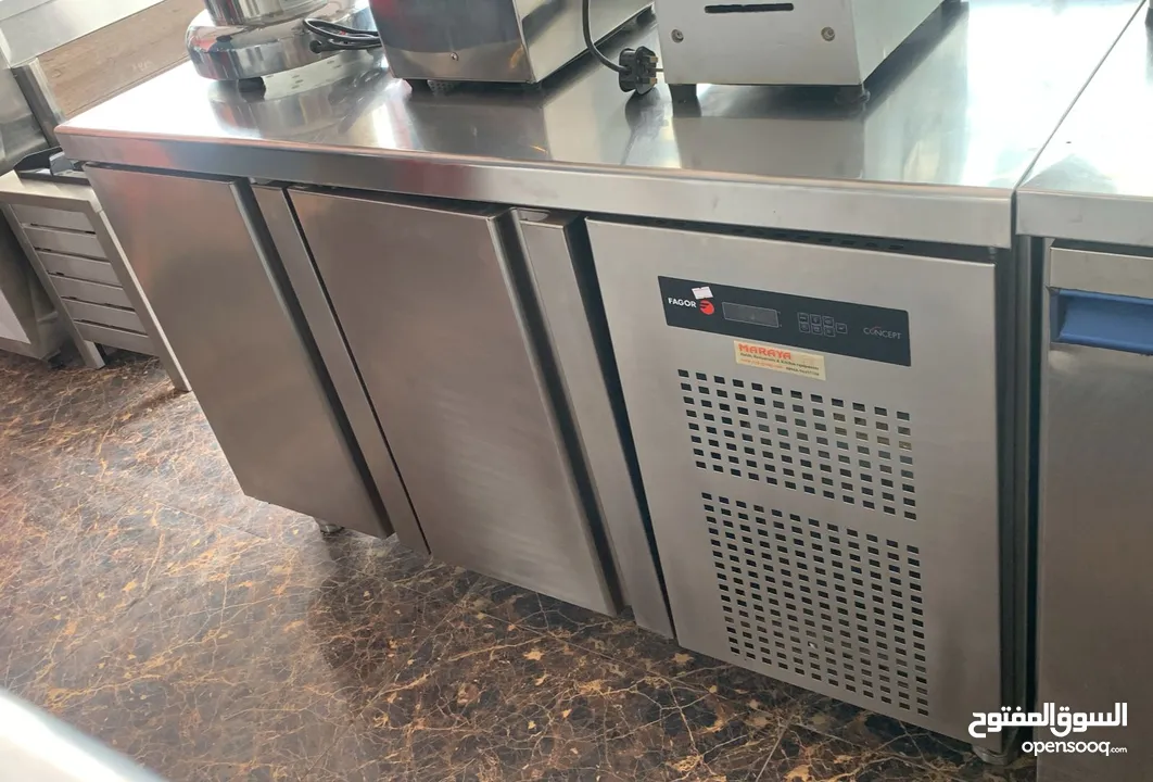 maraya kitchen equipment برادات وفريزرات مستعملة نضيفة جدا