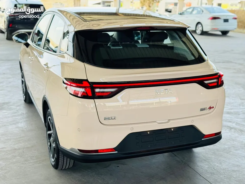 نيتا ايه Aya موديل 2023 برو اعلى صنف ممشى 8 الاف شبه زيرو لون بيج سقف اسود